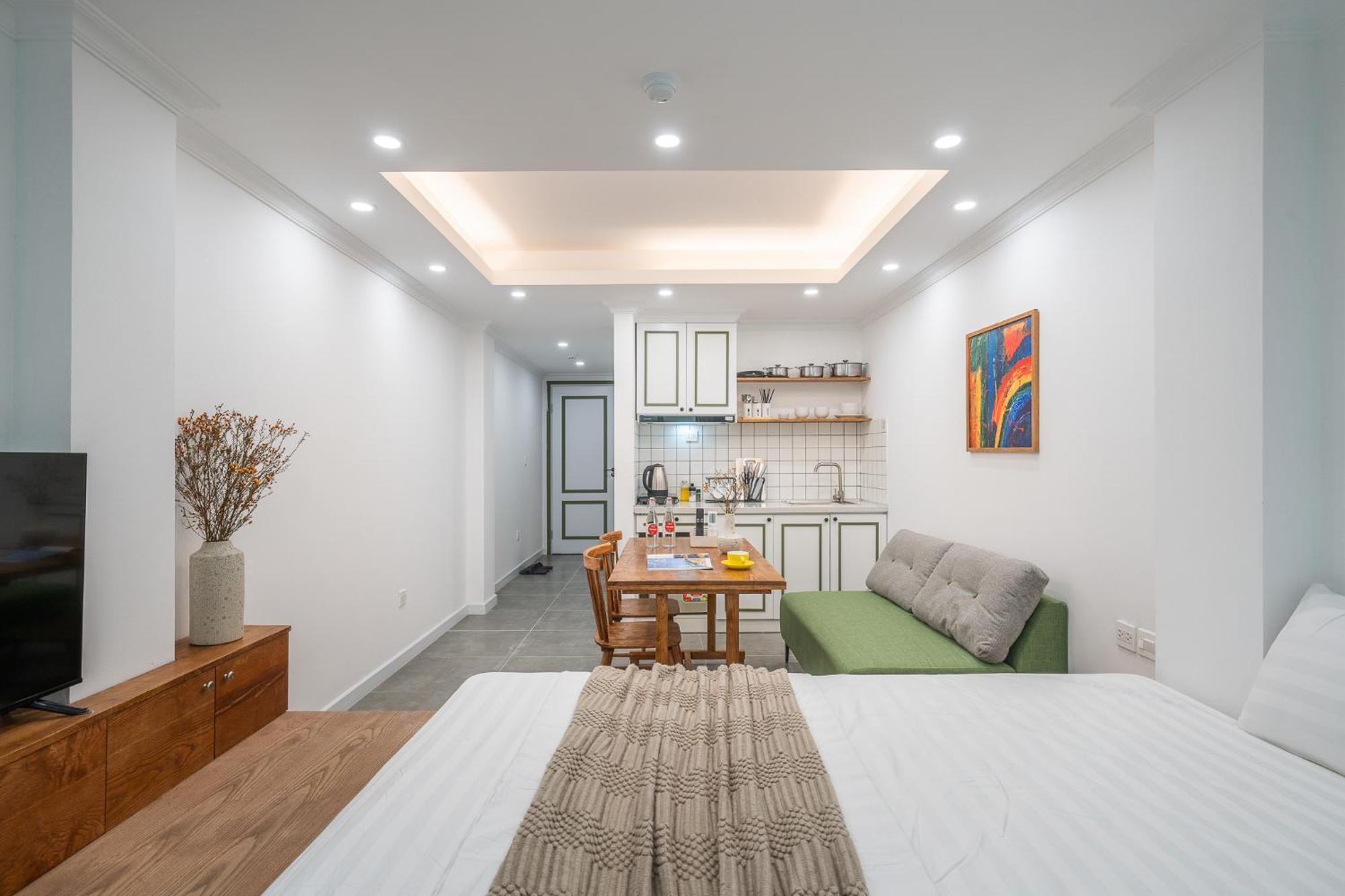 Location/Big Group/Private Villa With Pool And Kitchen Hanoi Eksteriør billede