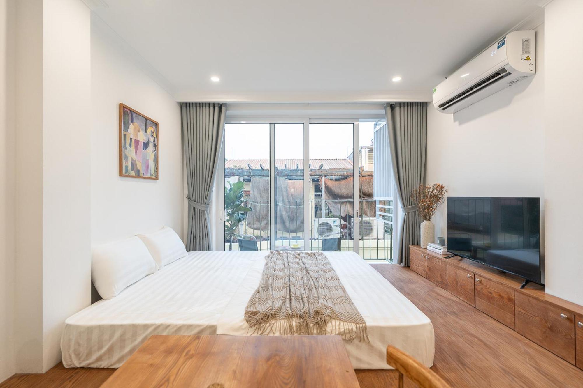 Location/Big Group/Private Villa With Pool And Kitchen Hanoi Eksteriør billede