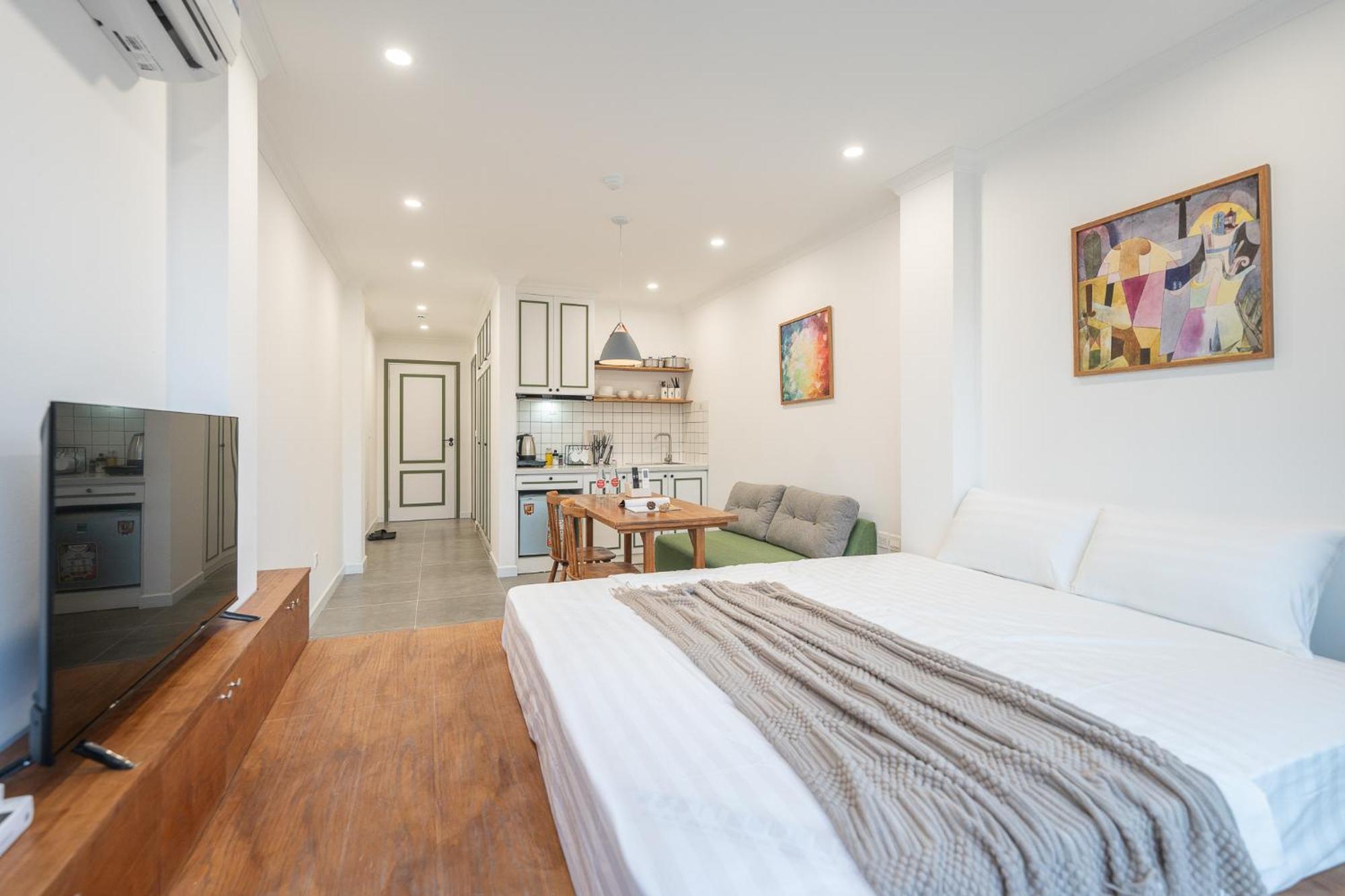 Location/Big Group/Private Villa With Pool And Kitchen Hanoi Eksteriør billede