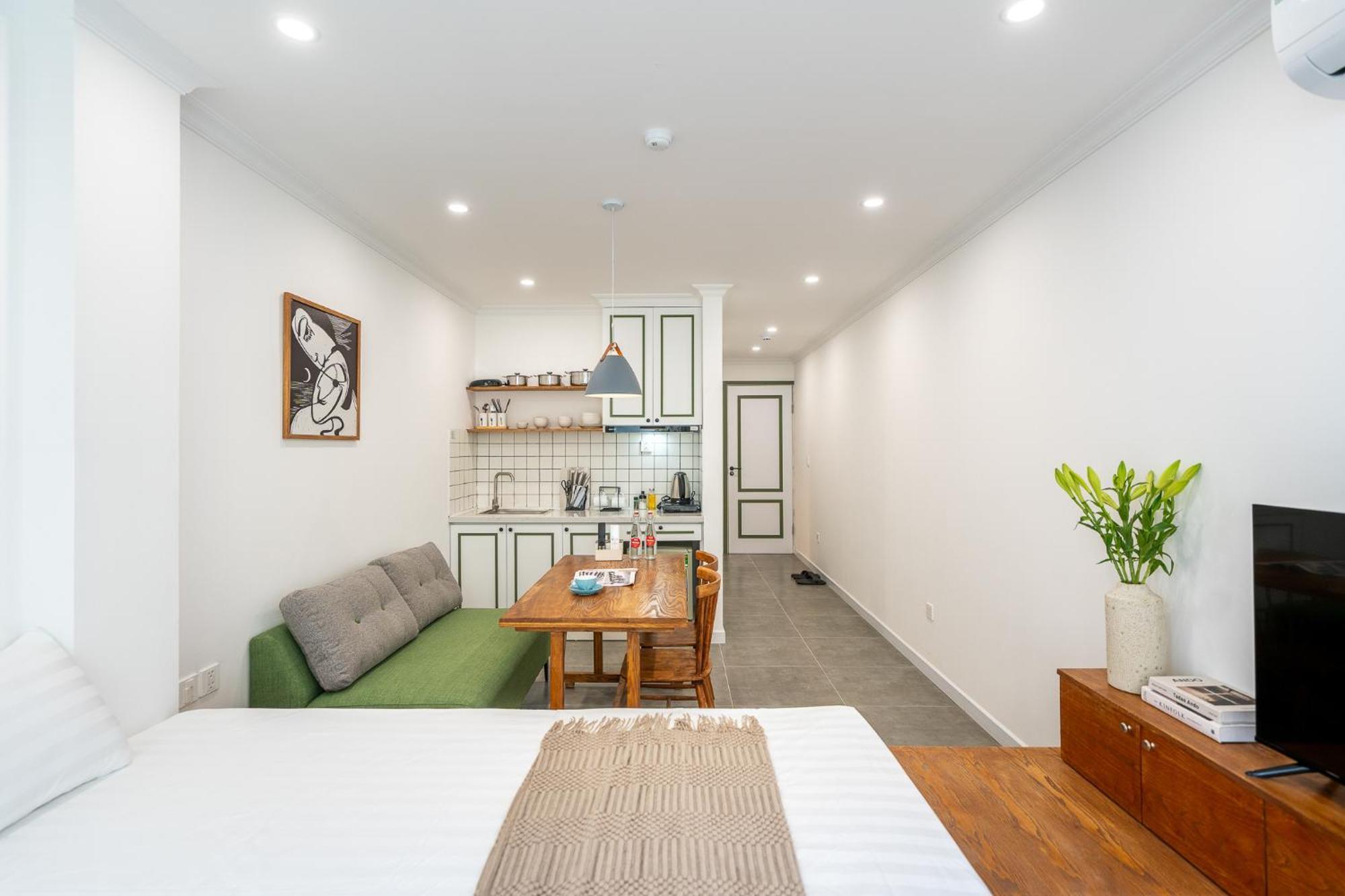 Location/Big Group/Private Villa With Pool And Kitchen Hanoi Eksteriør billede