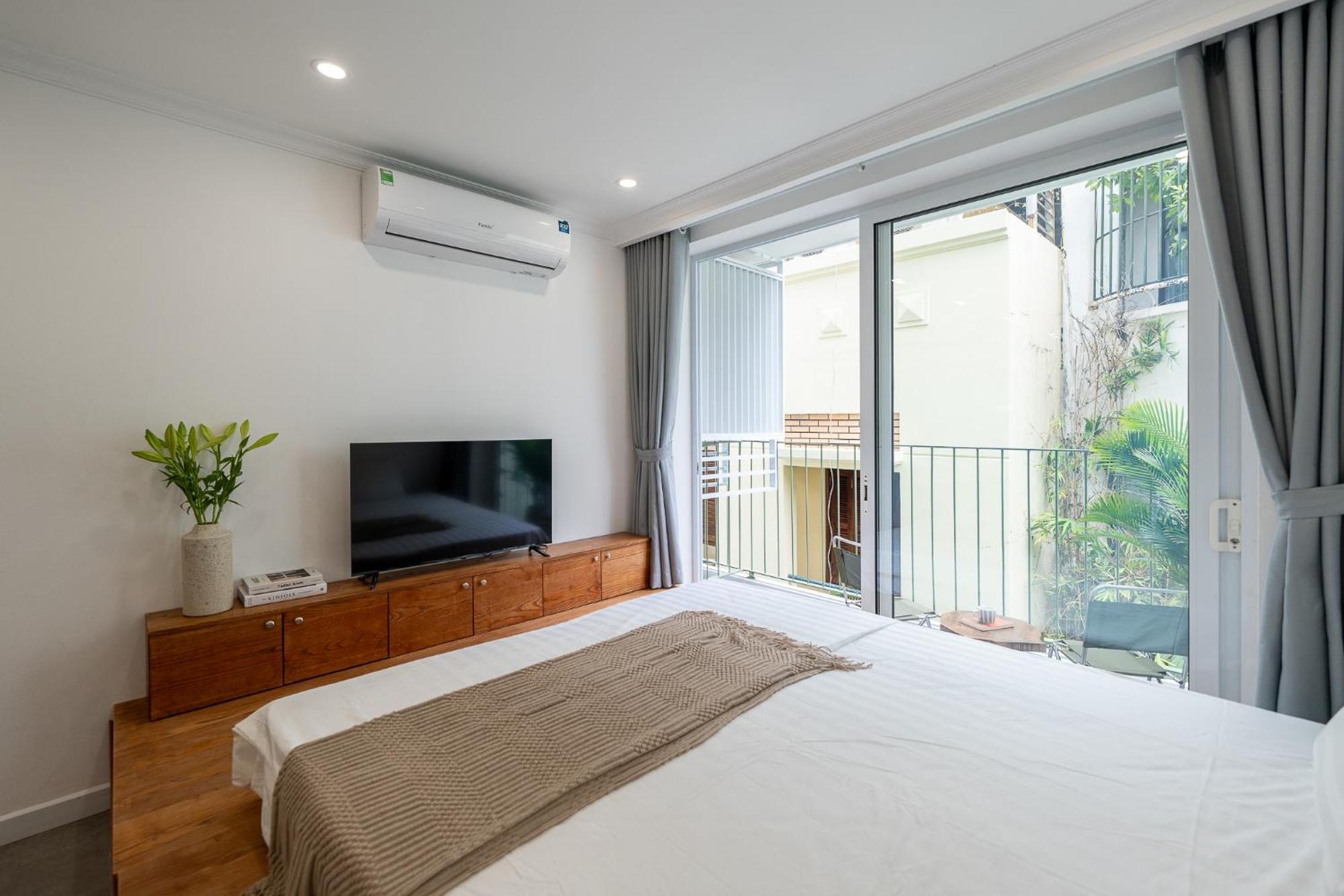 Location/Big Group/Private Villa With Pool And Kitchen Hanoi Eksteriør billede