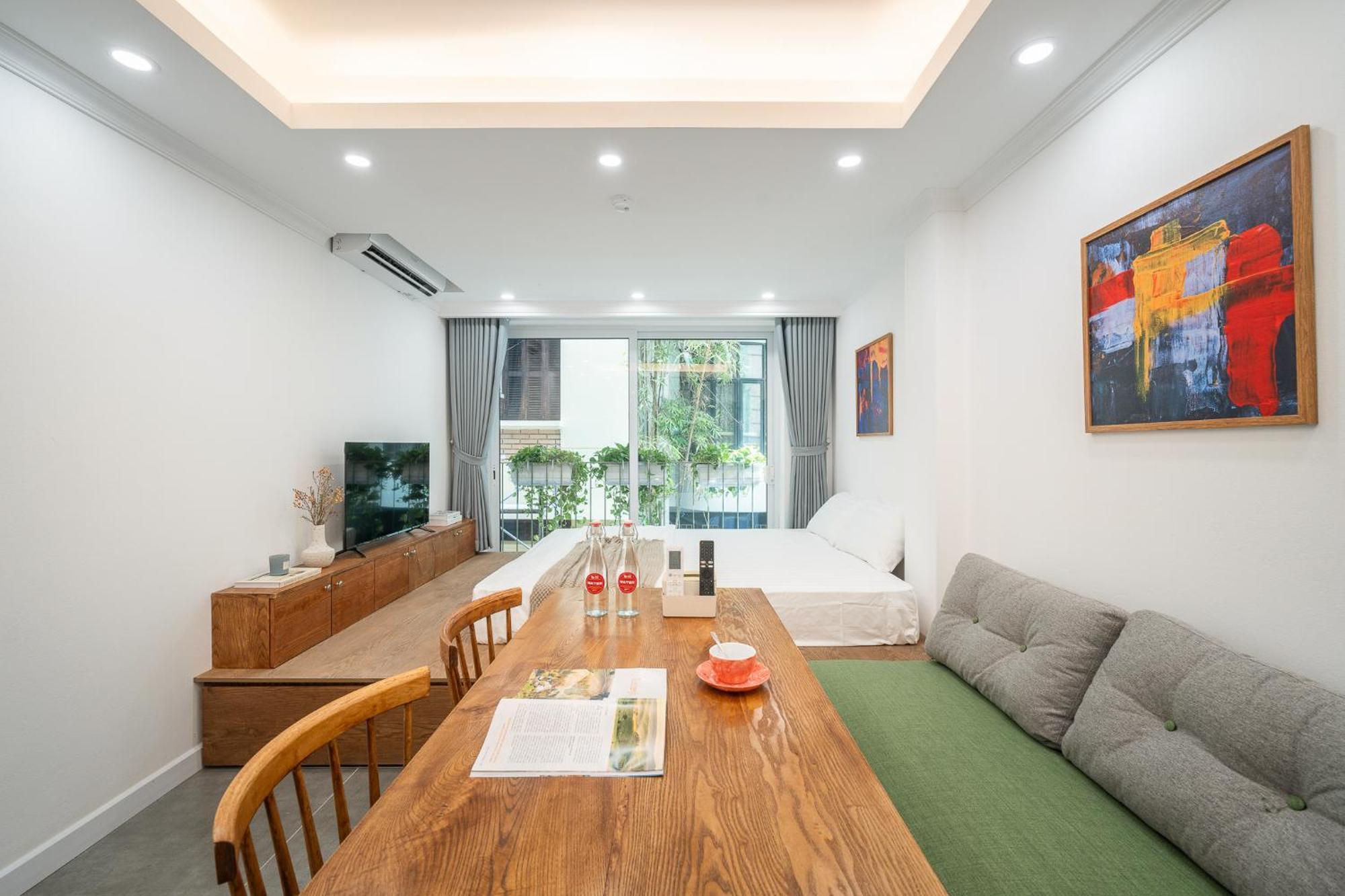 Location/Big Group/Private Villa With Pool And Kitchen Hanoi Eksteriør billede
