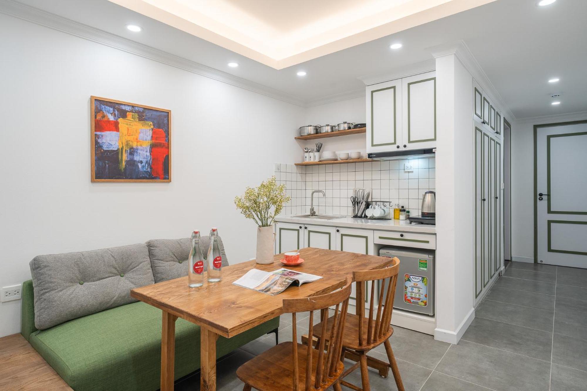 Location/Big Group/Private Villa With Pool And Kitchen Hanoi Eksteriør billede