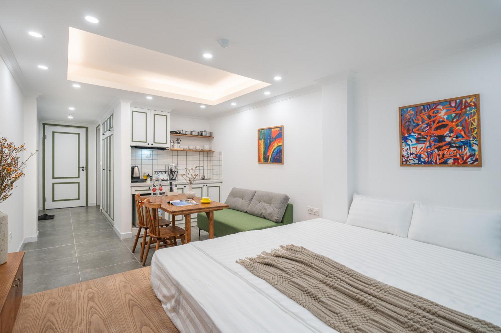 Location/Big Group/Private Villa With Pool And Kitchen Hanoi Eksteriør billede